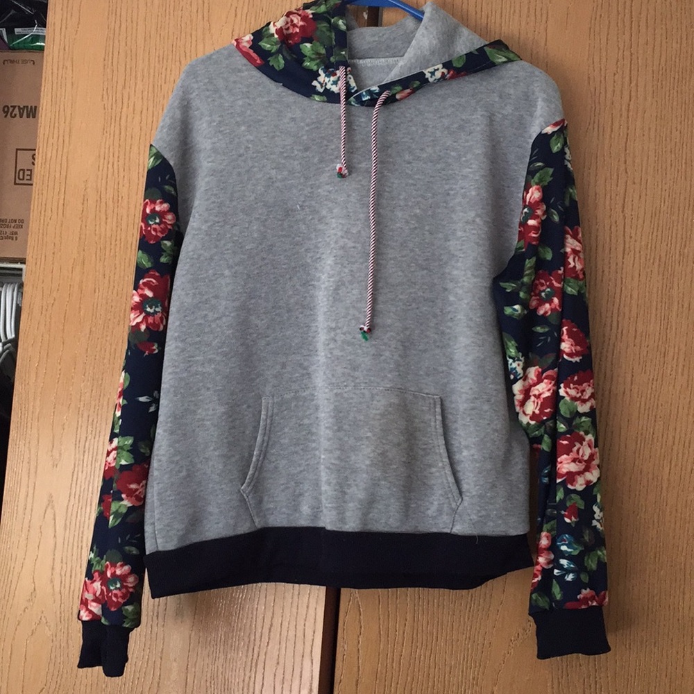 Casual sweatshirt